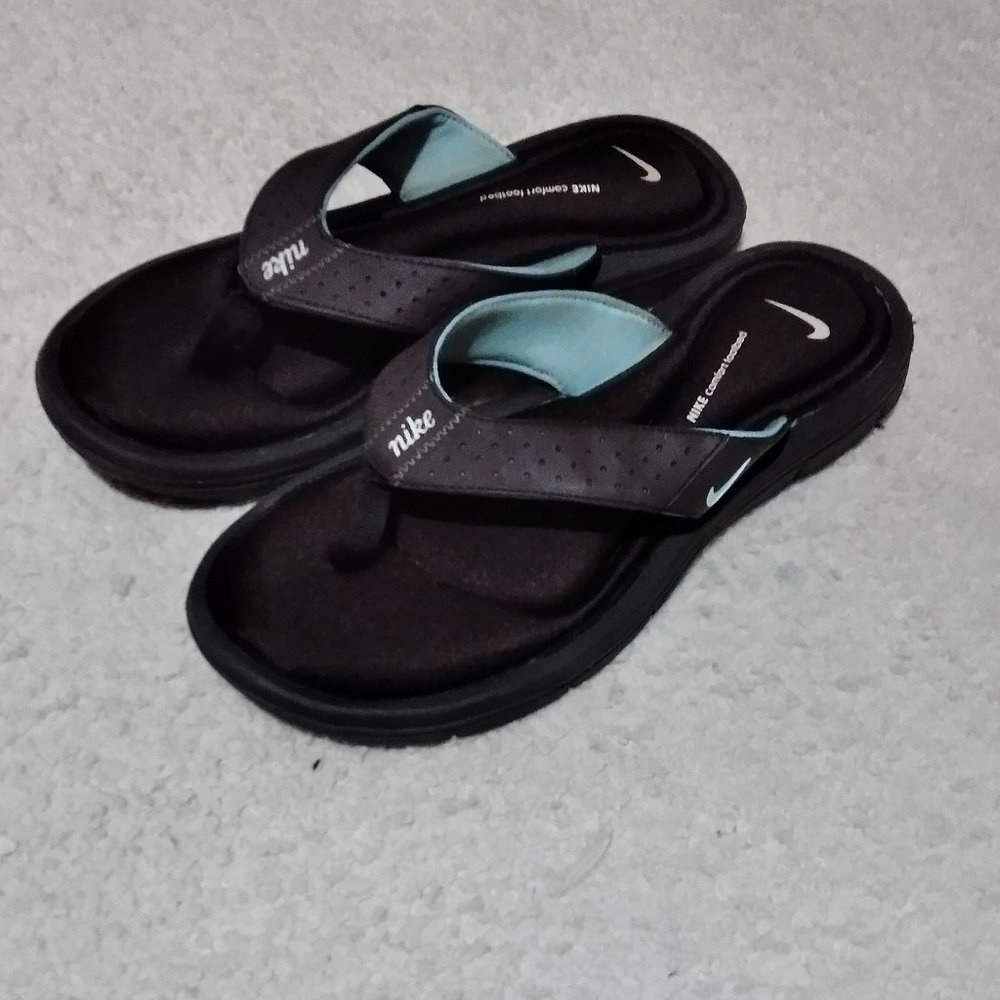 nike comfort flip flops size w8